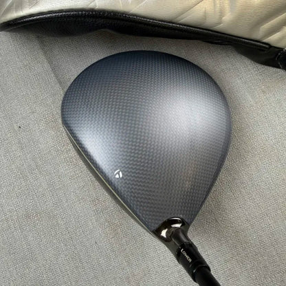 Taylormade Qi35 Driver - Regular Flex / 10.5 Degree Adjustable