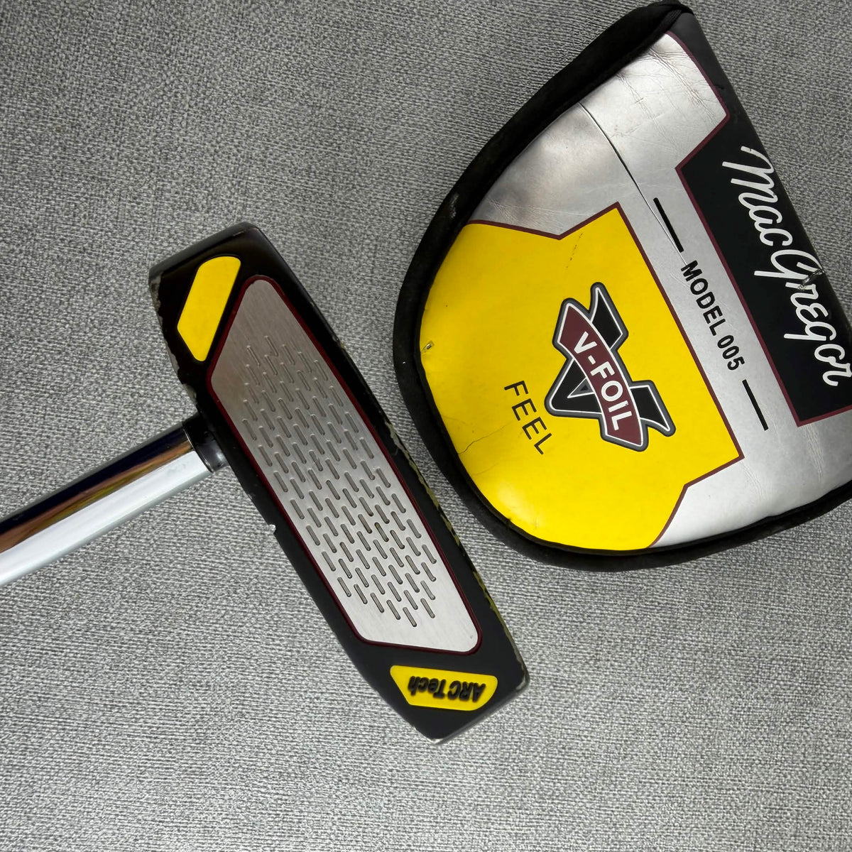 MacGregor V-Foil Feel Model 005 Putter - 35 Inches / MacGregor Grip