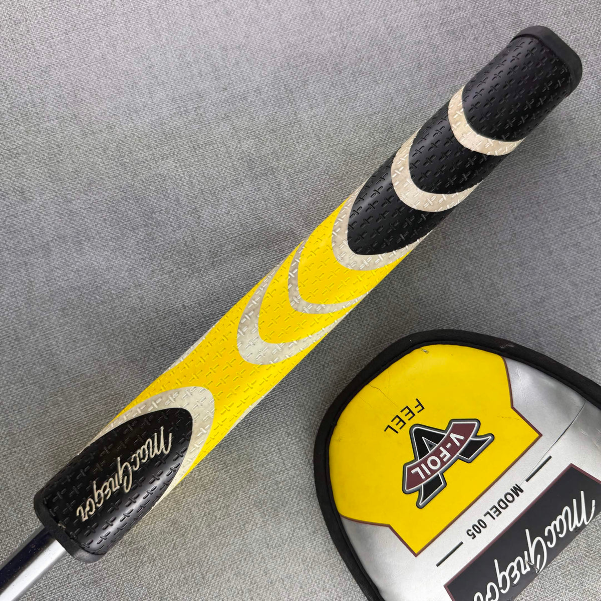 MacGregor V-Foil Feel Model 005 Putter - 35 Inches / MacGregor Grip