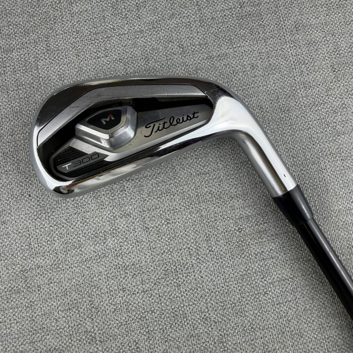 Titleist T300 7 Iron - Regular Flex 60g