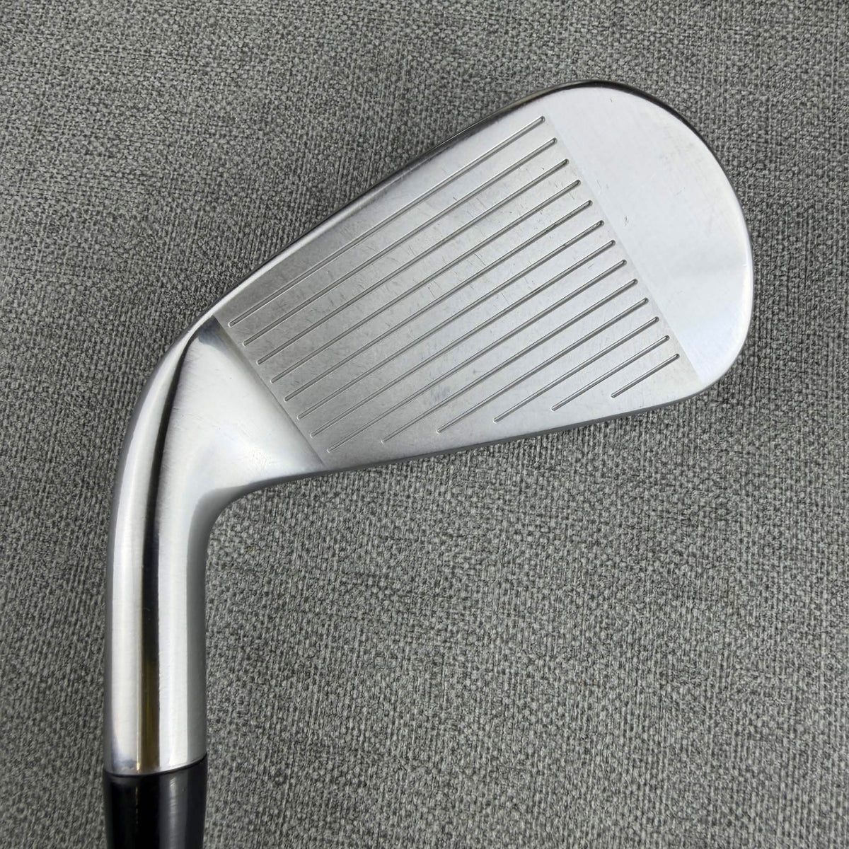 Titleist T300 7 Iron - Regular Flex 60g