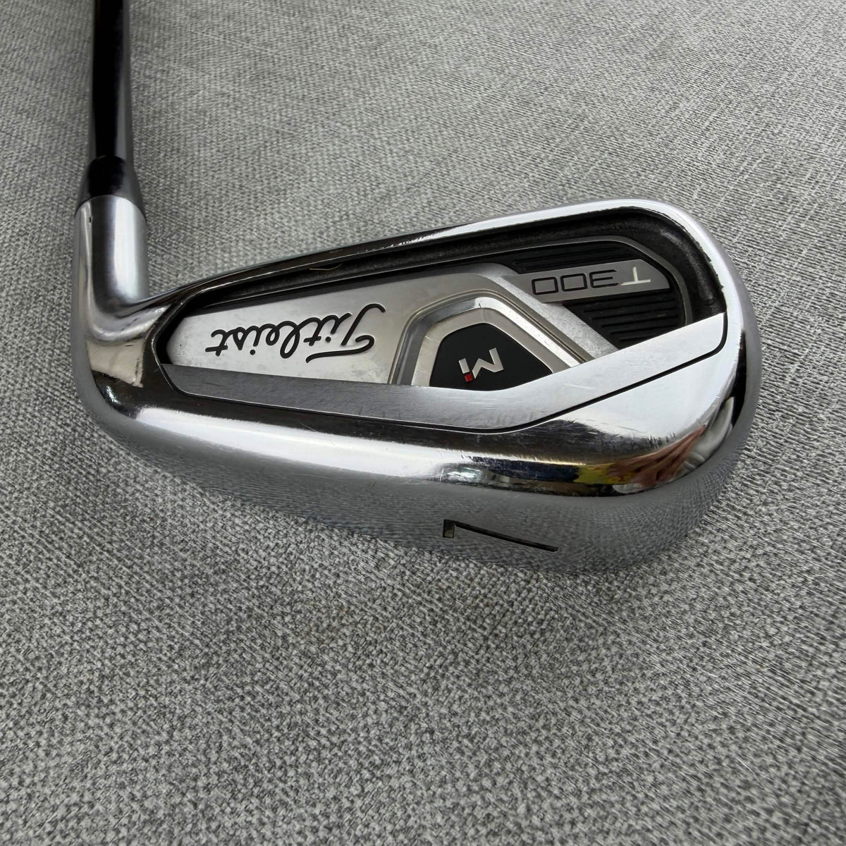 Titleist T300 7 Iron - Regular Flex 60g