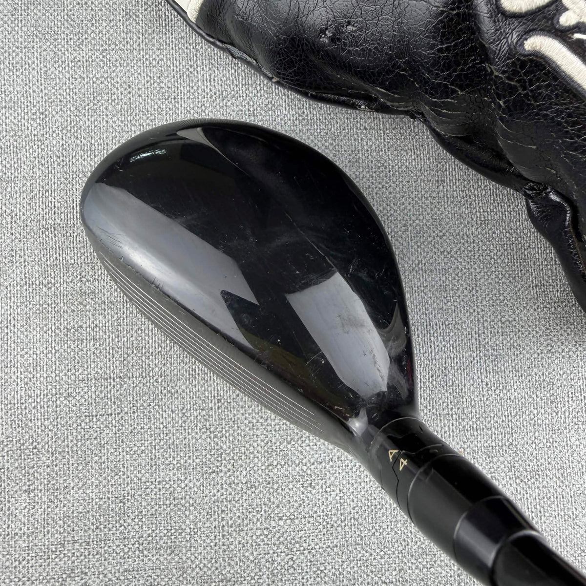 Titleist TS2 Hybrid - Stiff Flex / 23 Degree