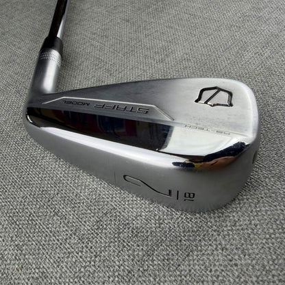 Wilson Staff Model Hybrid - Extra Stiff  Flex / 18 Degree