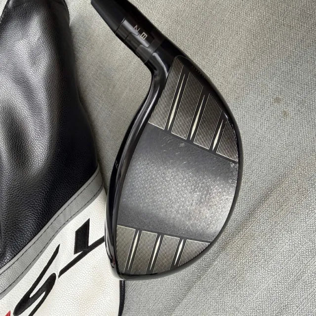 Titleist TSR1 Driver - Regular Flex / 10 Degree