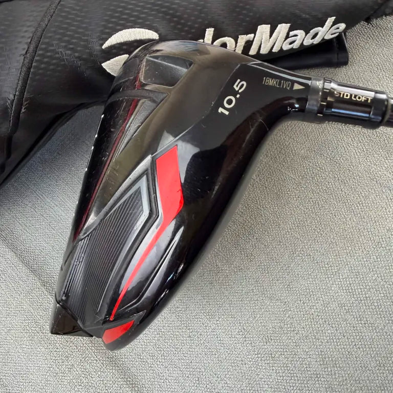 Taylormade Stealth Driver - Regular Flex / 10.5 Degree