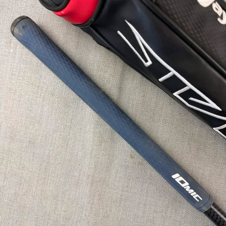 Taylormade Stealth Driver - Regular Flex / 10.5 Degree