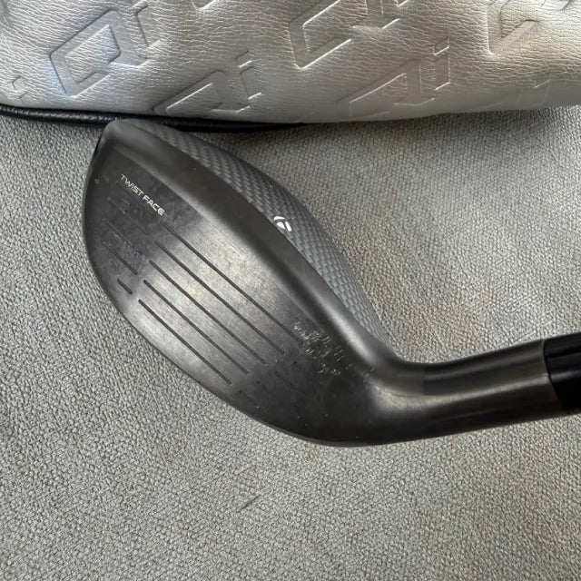 Taylormade Max 4 Hybrid - Regular Flex / 23 Degree
