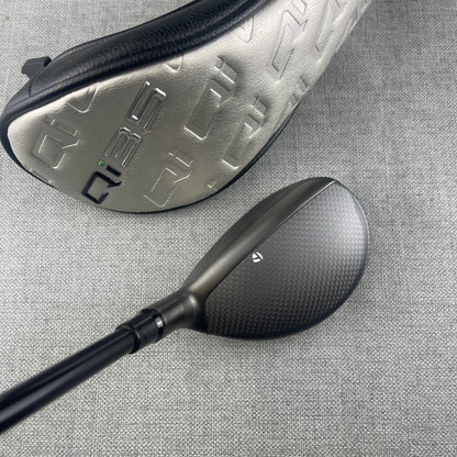 Taylormade Qi35  Hybrid - X Flex / 22 Degree