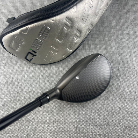 Taylormade Qi35 Hybrid - X Flex / 22 Degree