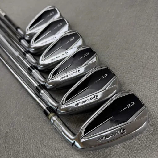 Taylormade Qi Irons - Regular Flex / 5-PW