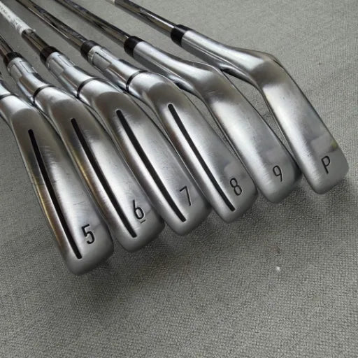 Taylormade Qi Irons - Regular Flex / 5-PW