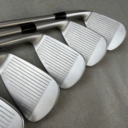 Mizuno JPX900 Hot Metal Forged - Regular Flex / 5-PW