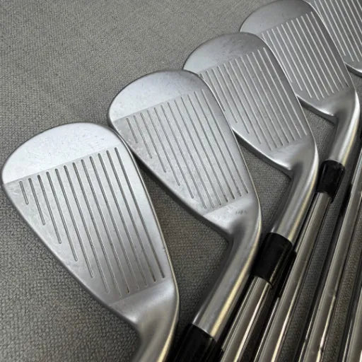 Mizuno JPX925 Hot Metal Irons - Stiff Flex / 5-PW / LEFT HAND