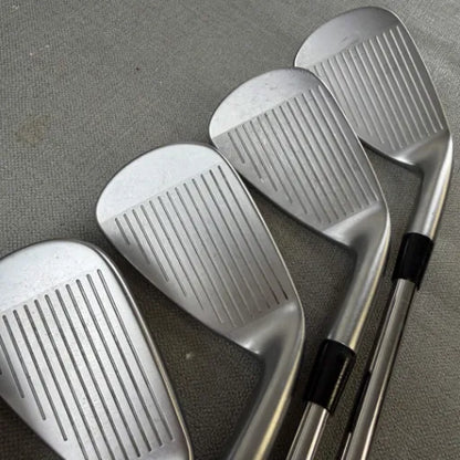 Mizuno JPX925 Hot Metal Irons - Stiff Flex / 5-PW / LEFT HAND