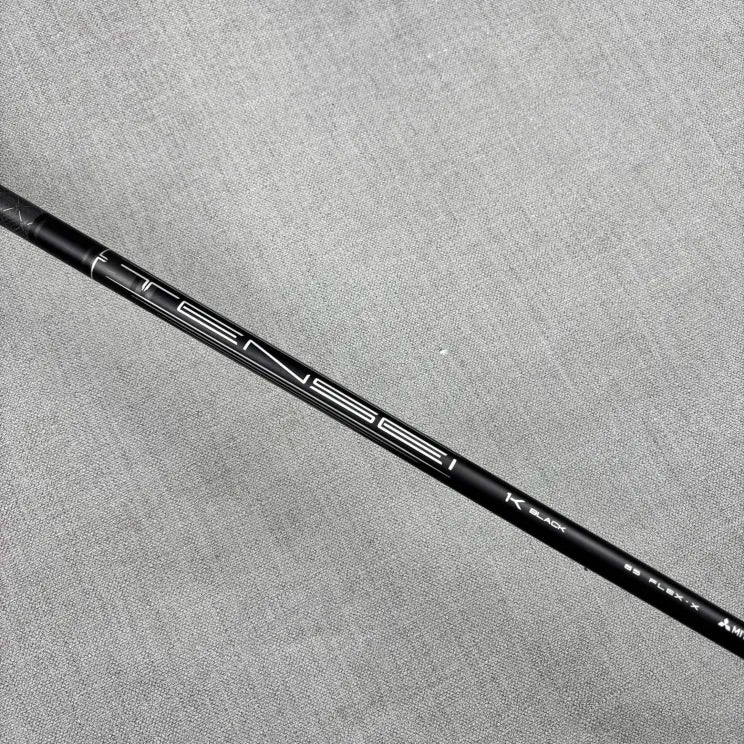 Titleist TSR3 Driver - 8 Degree / X Flex (Tensei 1K Black)