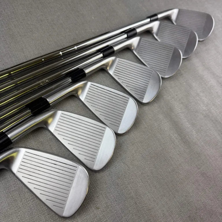 Taylormade P790 Iron Set 2025 - Stiff Flex DG / 4-PW