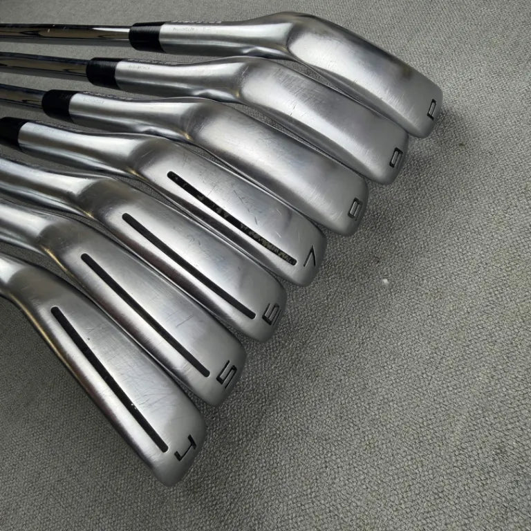 Taylormade P790 Iron Set 2025 - Stiff Flex DG / 4-PW
