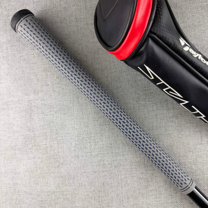 Taylormade Stealth Hybrid - Stiff Flex / 19 Degree
