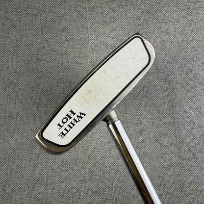Odyssey White Hot 2-Ball Putter - 35 Inches / Odyssey White Hot Grip