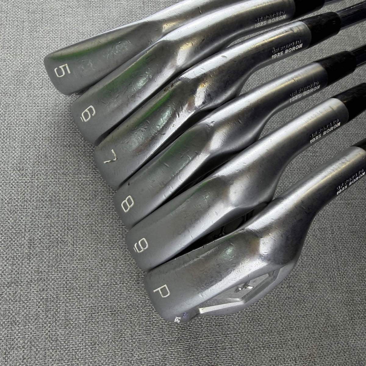 Mizuno JPX 900 Irons - Regular  Flex / 5-PW