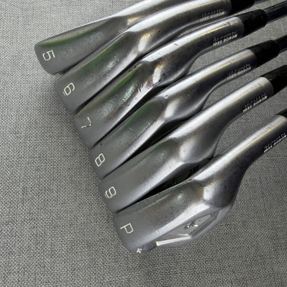 Mizuno JPX 900 Irons - Regular  Flex / 5-PW