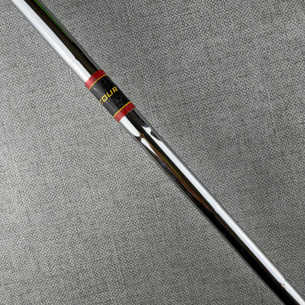 Odyssey White Hot Tour Putter - 35 Inches / Super Stroke Pistol 2.0 Grip