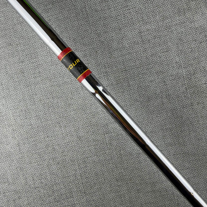 Odyssey White Hot Tour Putter - 35 Inches / Super Stroke Pistol 2.0 Grip