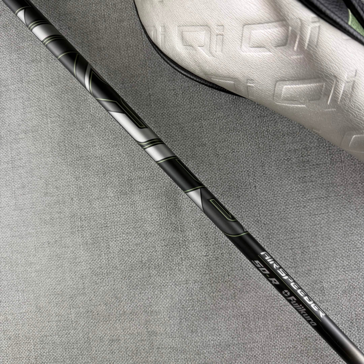 Taylormade  Qi35 MAX Fairway Wood - Regular 50g / 18.5 Degree