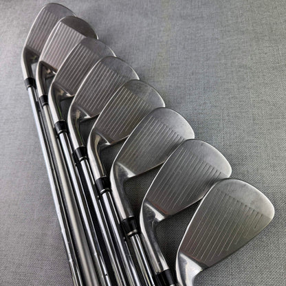 Wilson D7 Irons - Stiff Flex / 5-SW