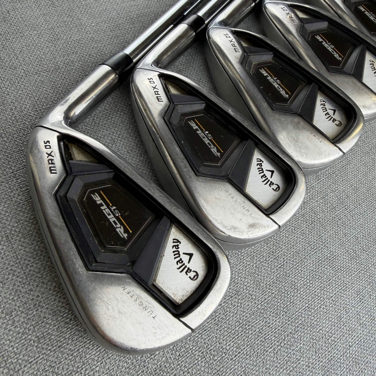 Callaway Rogue ST Irons - Regular  Flex / 5-PW