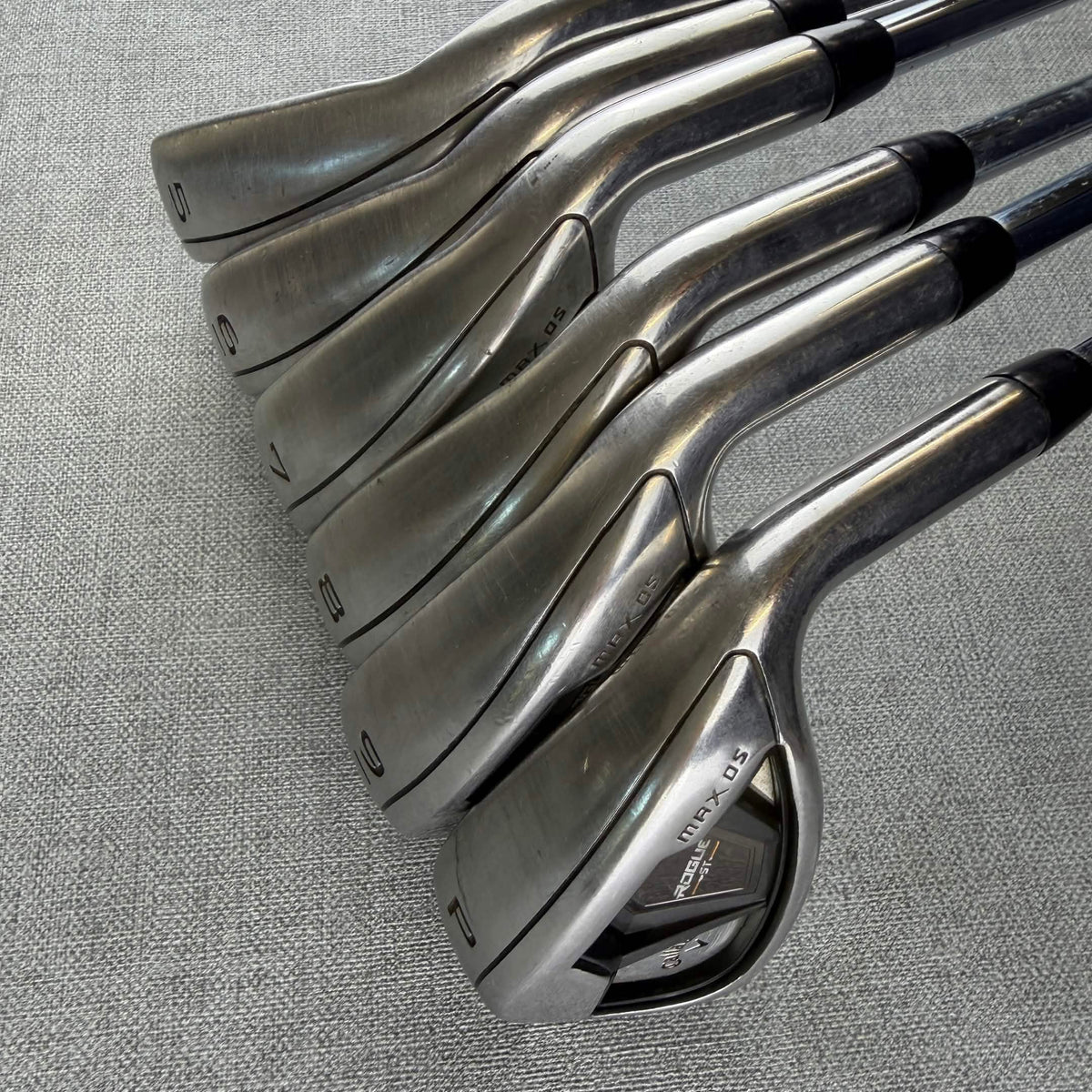 Callaway Rogue ST Irons - Regular  Flex / 5-PW