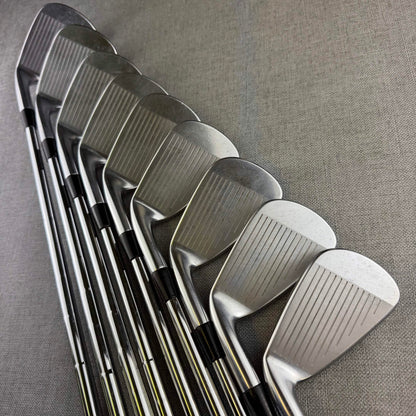Mizuno JPX 800 Irons - Stiff Flex / 4-SW